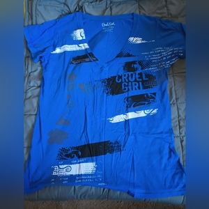 Cruel girl v neck XXL runs small